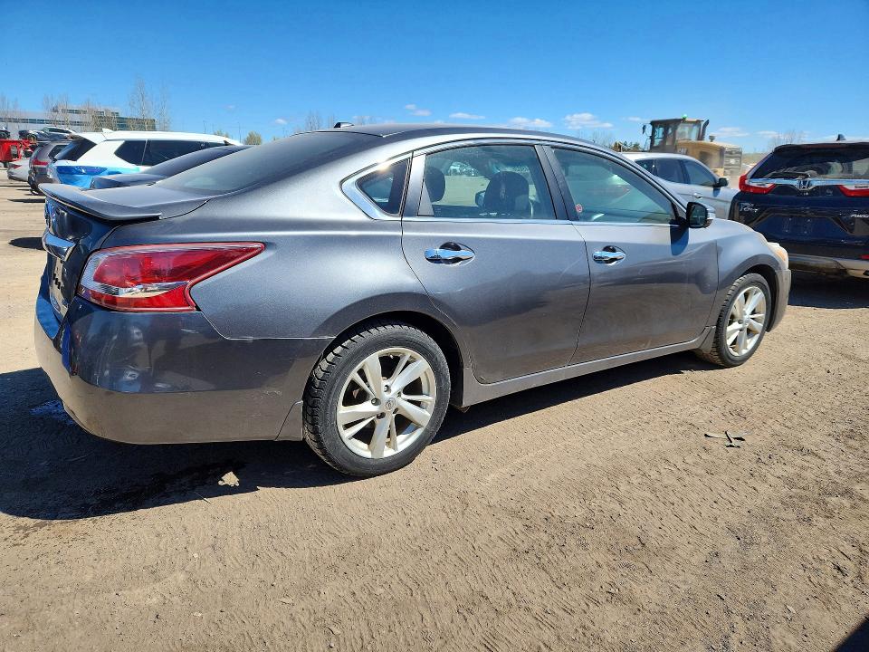 Photo 3 from auction – 2015 NISSAN ALTIMA with VIN 1N4AL3AP7FN386152