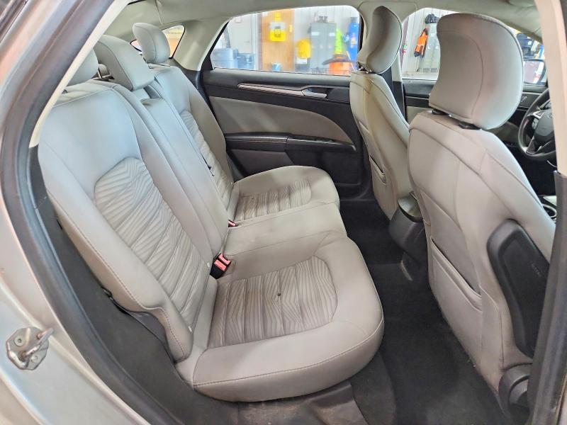 Photo 10 from auction – 2016 FORD FUSION with VIN 3FA6P0G77GR246276