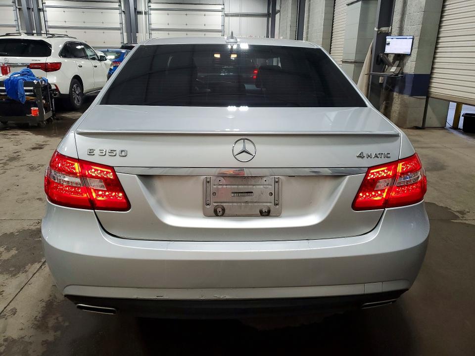 Foto 6 de la subasta – 2013 MERCEDES-BENZ E con VIN WDDHF8JB0DA722803