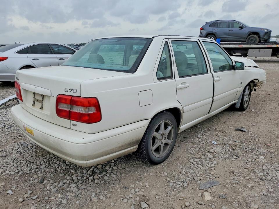 Photo 3 from auction – 2000 VOLVO S70 with VIN YV1LS61J9Y2665197