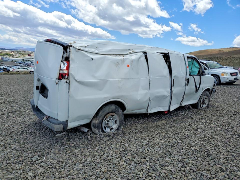 Photo 3 from auction – 2018 CHEVROLET EXPRESS G2500 with VIN 1GCWGBFP6J1335538