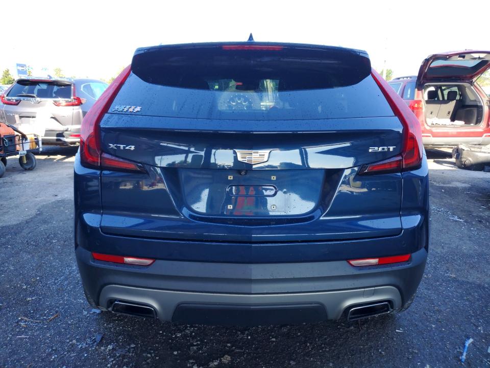 Photo 6 from auction – 2019 CADILLAC XT4 with VIN 1GYFZCR44KF152395