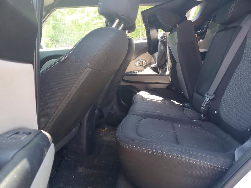Photo 10 from auction – 2017 KIA SOUL with VIN KNDJP3A5XH7449457