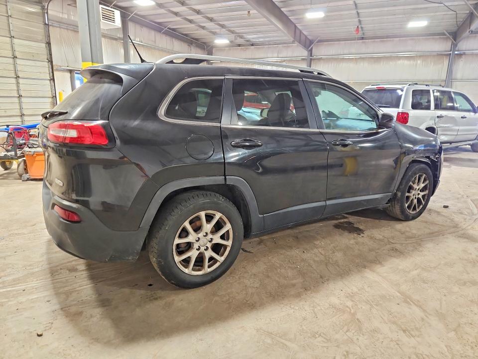 Photo 3 from auction – 2015 JEEP CHEROKEE with VIN 1C4PJLCB9FW507995