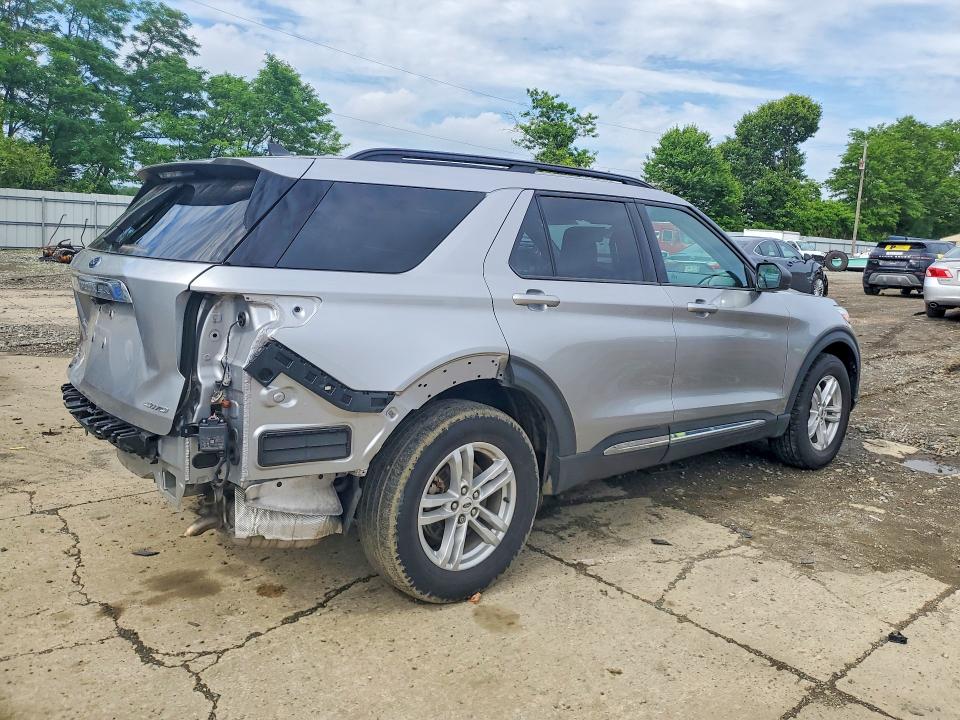 Photo 3 from auction – 2021 FORD EXPLORER with VIN 1FMSK8DH0MGB66609