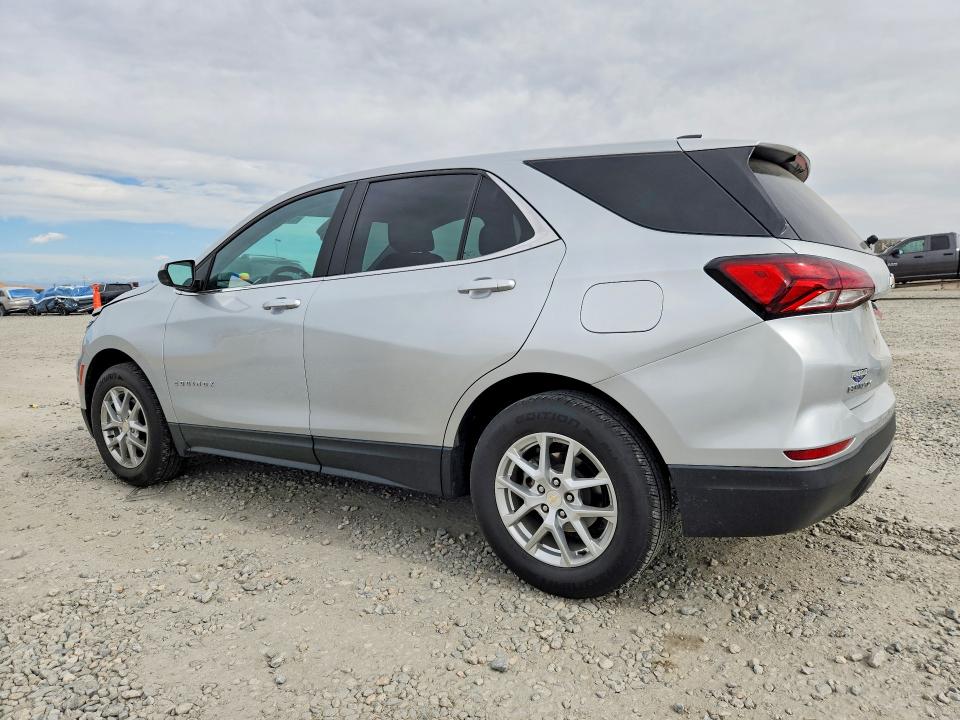 Photo 2 from auction – 2022 CHEVROLET EQUINOX with VIN 3GNAXKEV7NL241071