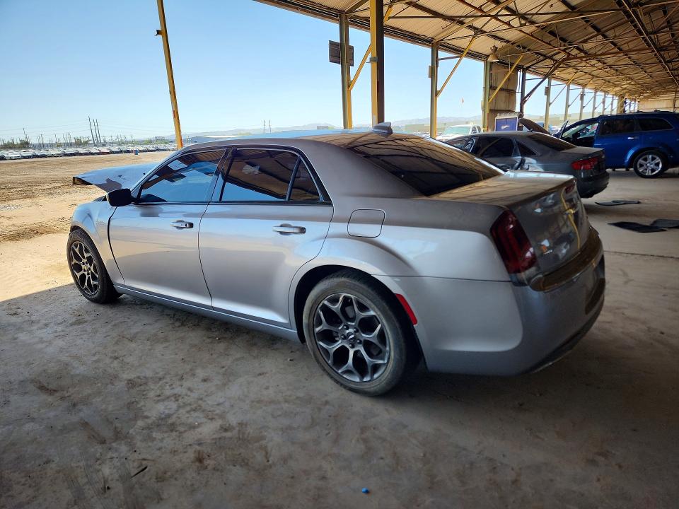 Photo 2 from auction – 2018 CHRYSLER 300 with VIN 2C3CCAGG5JH226520
