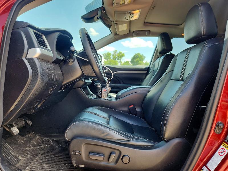 Photo 7 from auction – 2017 TOYOTA HIGHLANDER with VIN 5TDJZRFH4HS456989