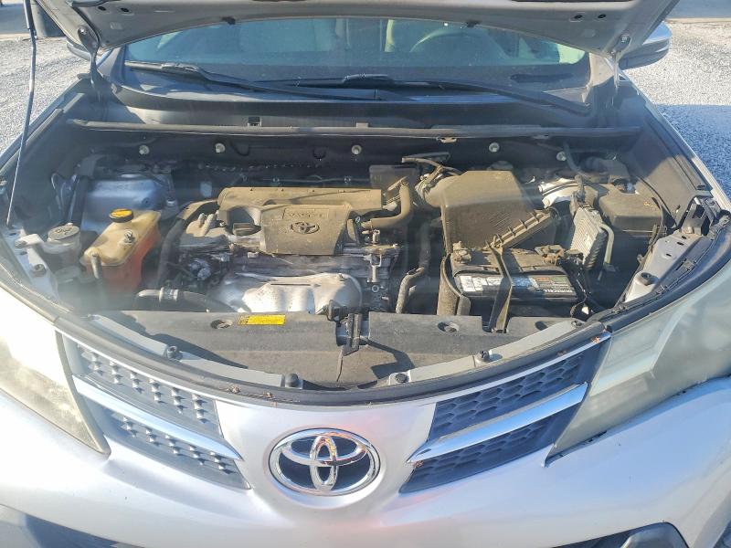 Photo 11 from auction – 2014 TOYOTA RAV4 with VIN 2T3WFREV0EW098712