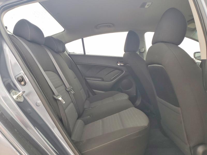 Photo 10 from auction – 2017 KIA FORTE with VIN 3KPFL4A75HE030036