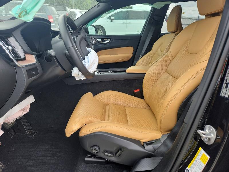 Photo 7 from auction – 2025 VOLVO XC60 with VIN YV4M12RM3S1098340