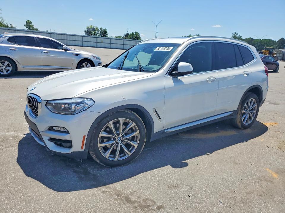 BMW X3 2018 with VIN 5UXTR9C5XJLD67441 - Photo from auction