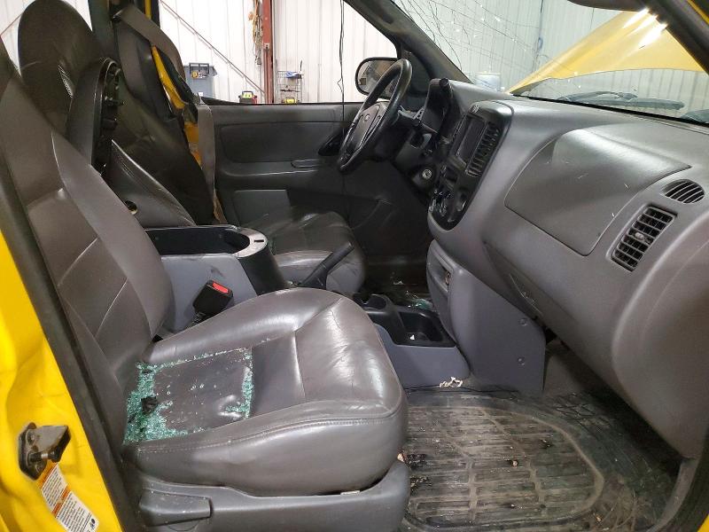 Photo 7 from auction – 2001 FORD ESCAPE with VIN 1FMCU04141KA59090