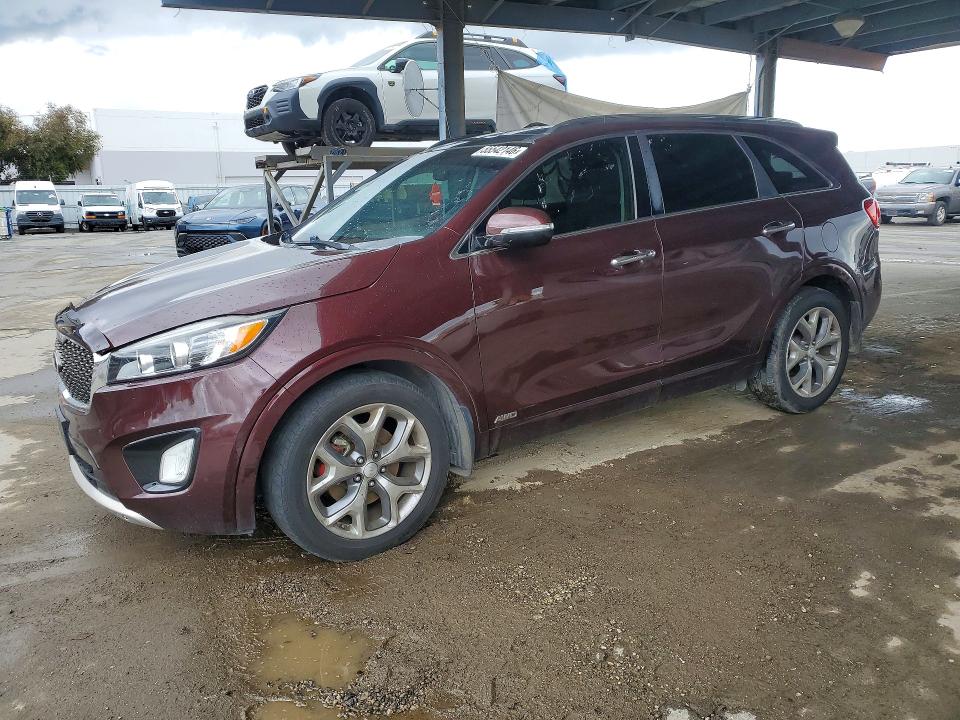 KIA SORENTO 2016 z numerem VIN 5XYPKDA50GG121383 - Zdjęcie z aukcji
