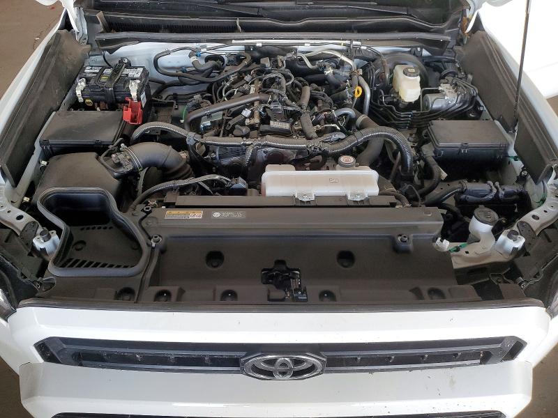 Photo 11 from auction – 2025 TOYOTA 4RUNNER with VIN JTEVA5AR3S5004462