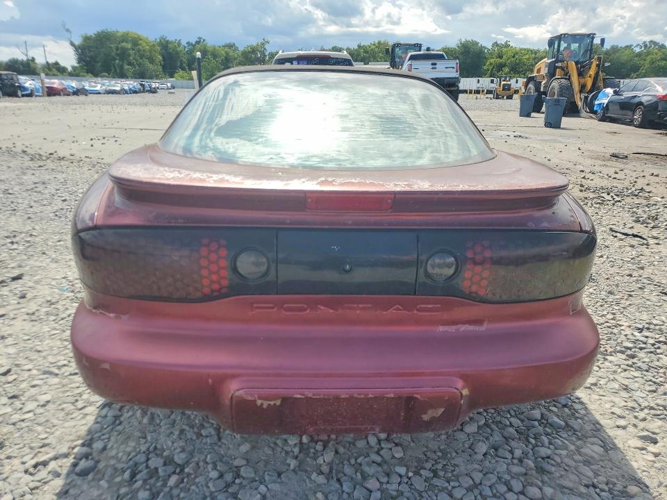 Photo 6 from auction – 2001 PONTIAC FIREBIRD with VIN 2G2FS22K012126572