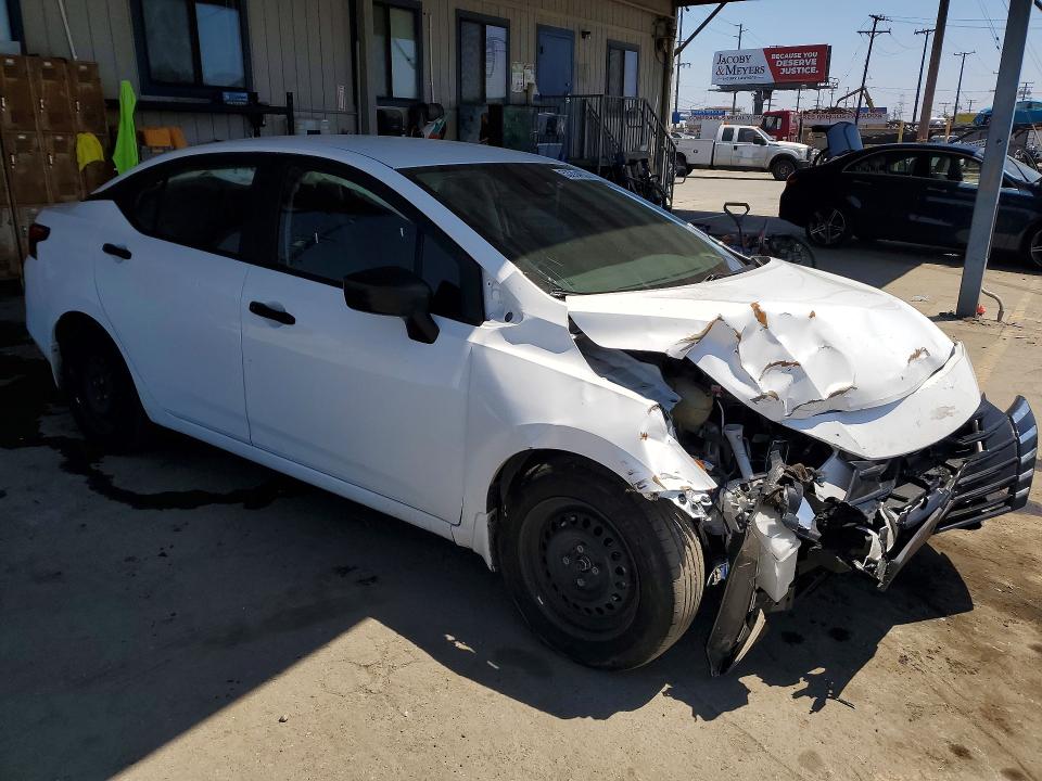 Photo 4 from auction – 2023 NISSAN VERSA with VIN 3N1CN8DV9PL868131