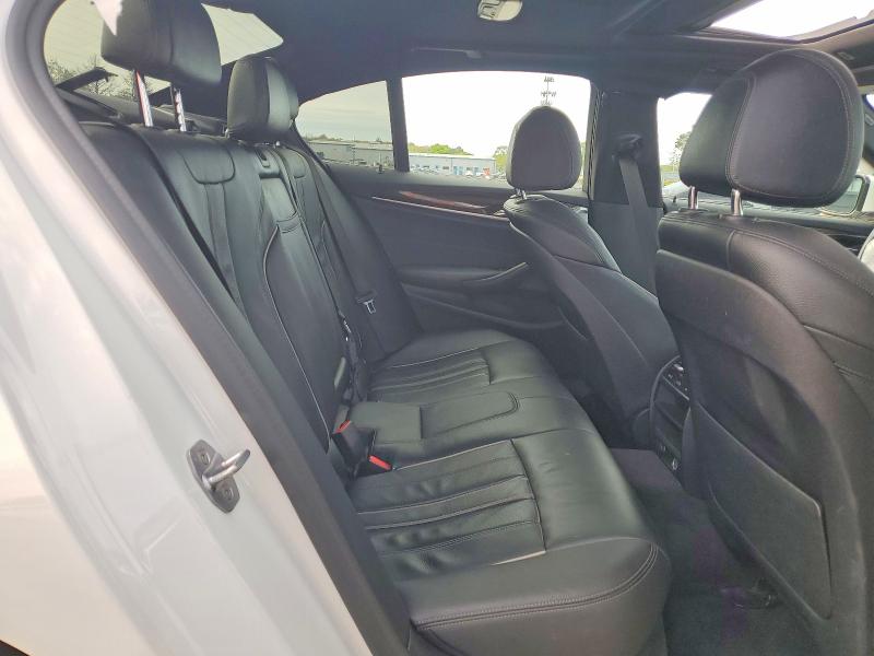 Photo 10 from auction – 2019 BMW 530 with VIN WBAJA7C54KWW25693