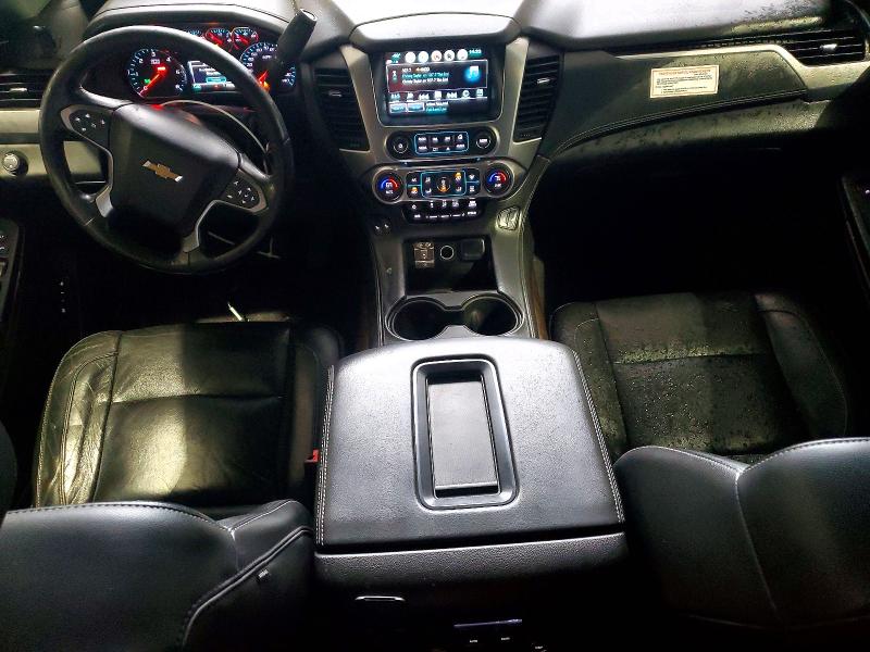 Photo 8 from auction – 2019 CHEVROLET SUBURBAN with VIN 1GNSCHKC0KR130159