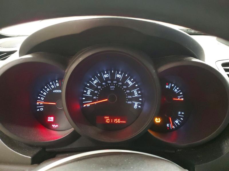 Photo 9 from auction – 2011 KIA SOUL with VIN KNDJT2A10B7714526
