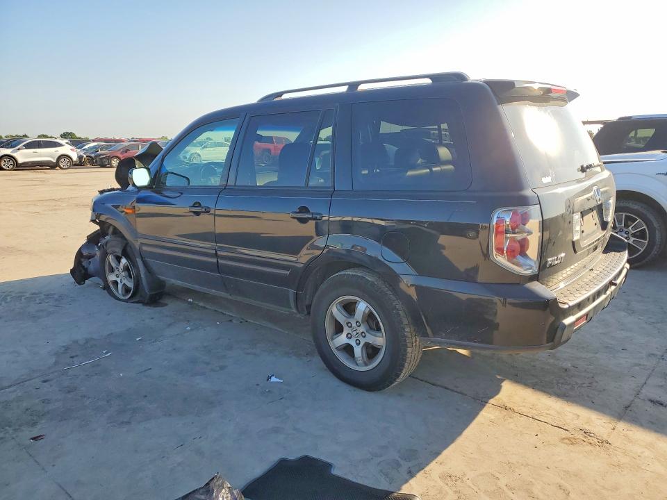Photo 2 from auction – 2006 HONDA PILOT with VIN 5FNYF28586B014977