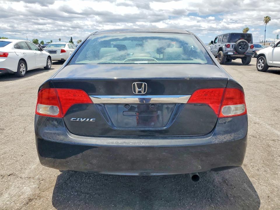 Photo 6 from auction – 2010 HONDA CIVIC with VIN 19XFA1F82AE002609