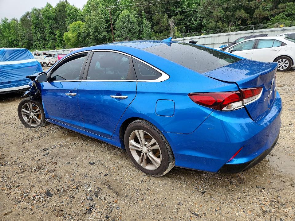 Photo 2 from auction – 2018 HYUNDAI SONATA with VIN 5NPE34AF2JH665039
