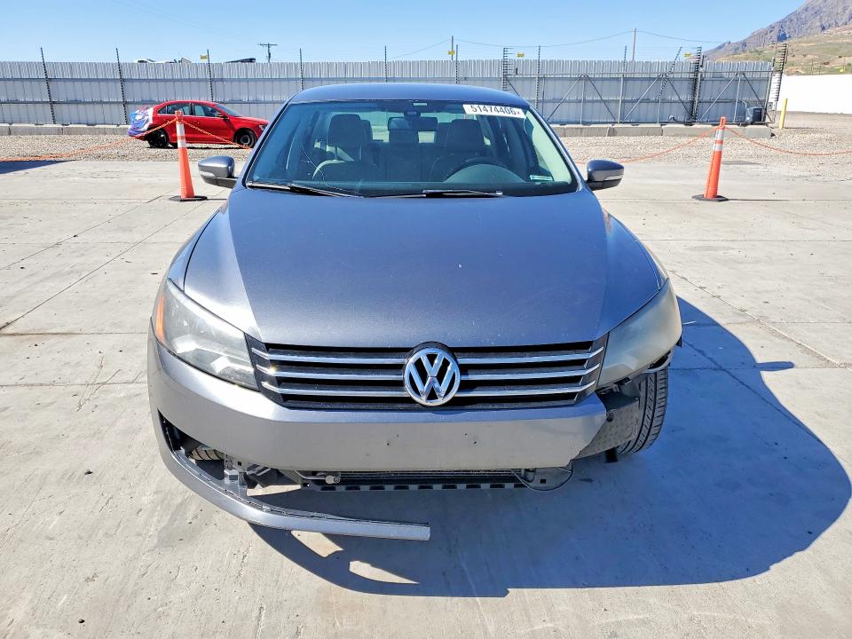 Photo 5 from auction – 2014 VOLKSWAGEN PASSAT with VIN 1VWBT7A36EC084507