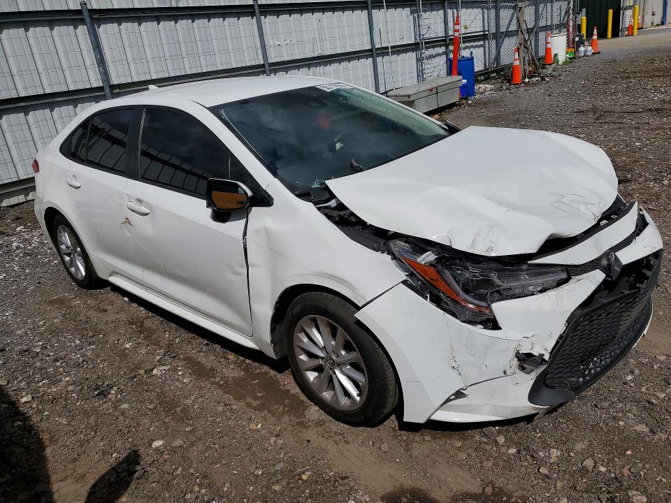 Photo 4 from auction – 2022 TOYOTA COROLLA with VIN JTDVPMAE0N3033430