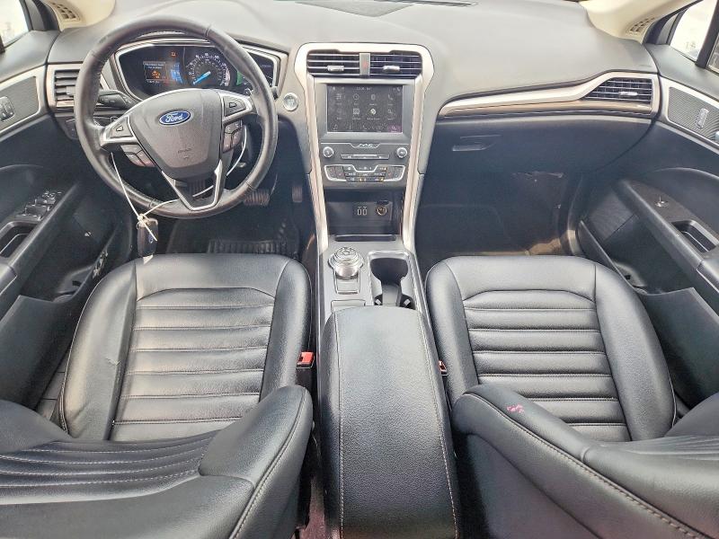 Photo 8 from auction – 2019 FORD FUSION with VIN 3FA6P0CDXKR181606