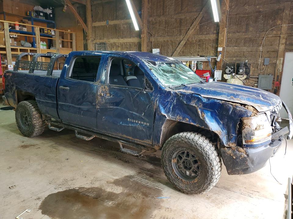 Photo 4 from auction – 2017 CHEVROLET SILVERADO with VIN 3GCUKNEC1HG274536