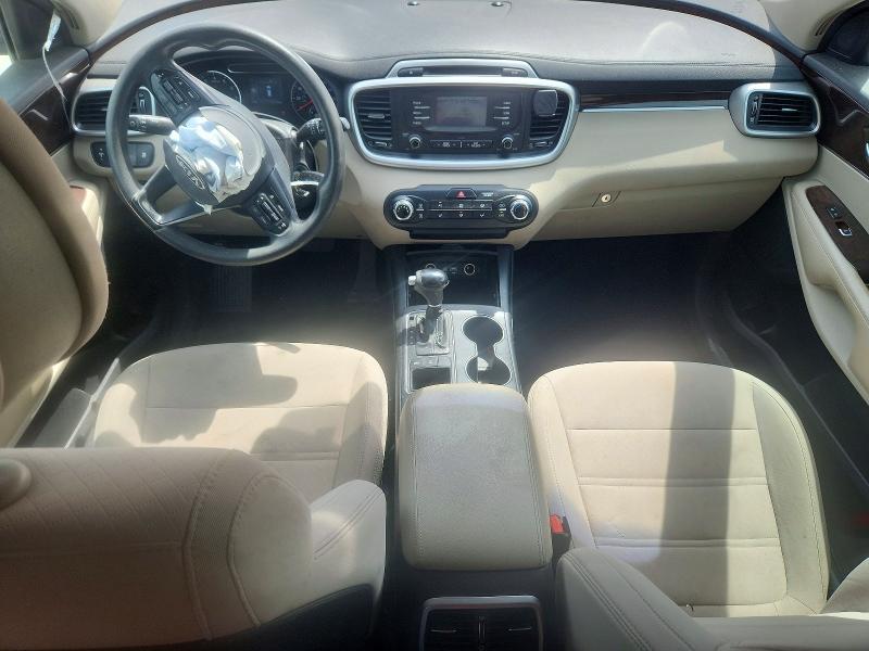 Photo 8 from auction – 2016 KIA SORENTO with VIN 5XYPGDA57GG094281