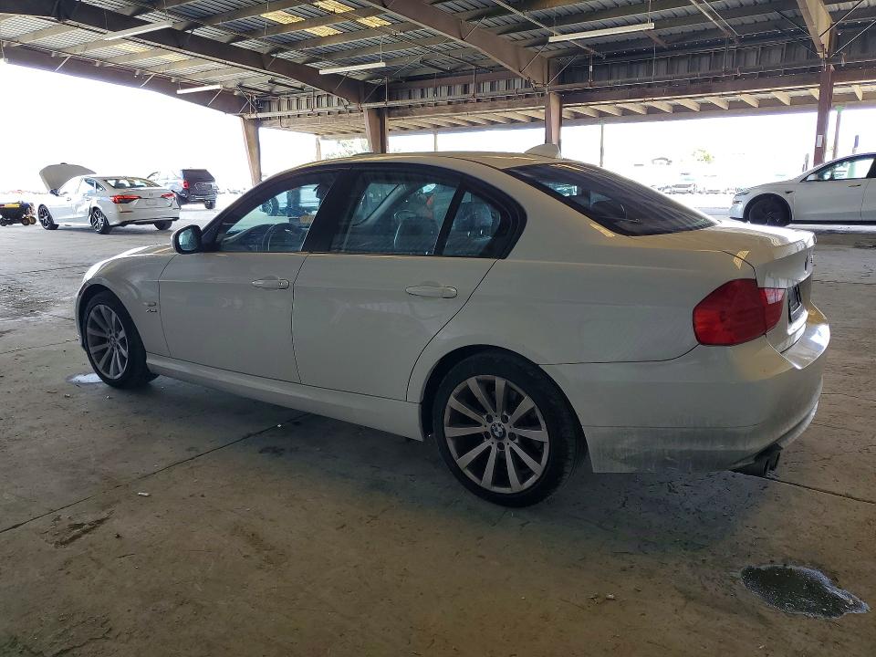Photo 2 from auction – 2010 BMW 328 with VIN WBAPK7C55AA458330