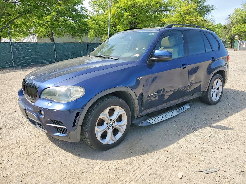 BMW X5 2011 with VIN 5UXZW0C50BL656664 - Photo from auction