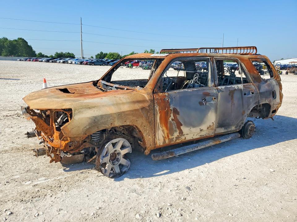 Photo 1 from auction – 2017 TOYOTA 4RUNNER with VIN JTEBU5JR3H5472470