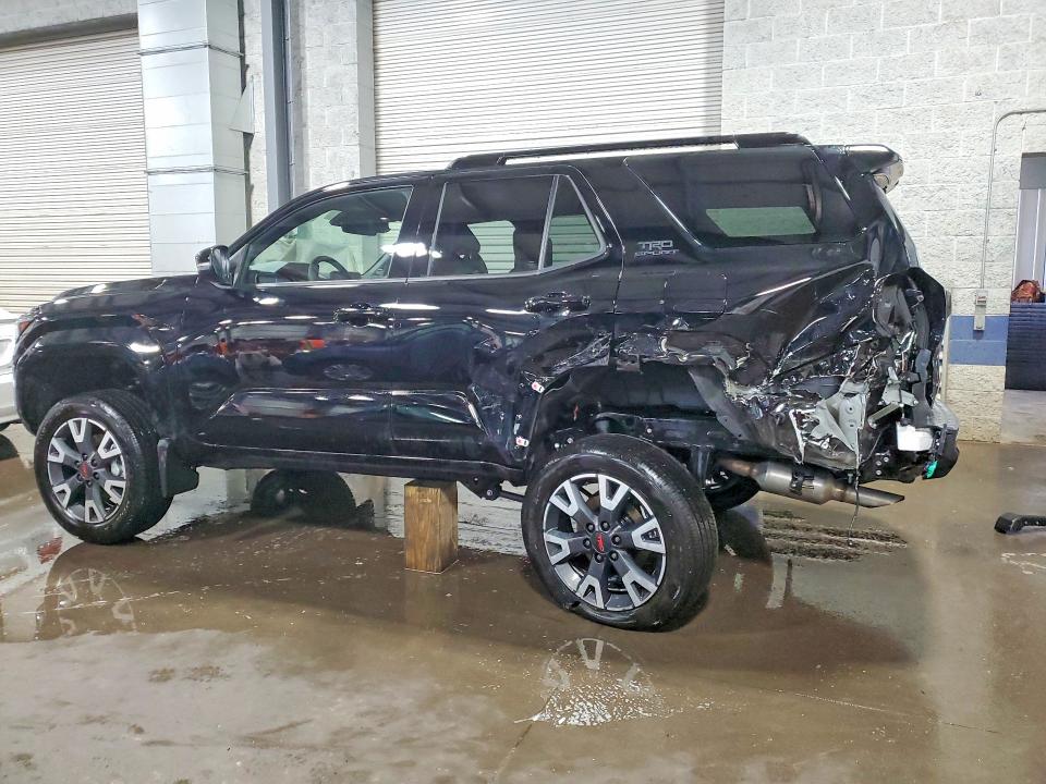 Photo 2 from auction – 2026 TOYOTA 4RUNNER with VIN JTEVA5BRXT5083757