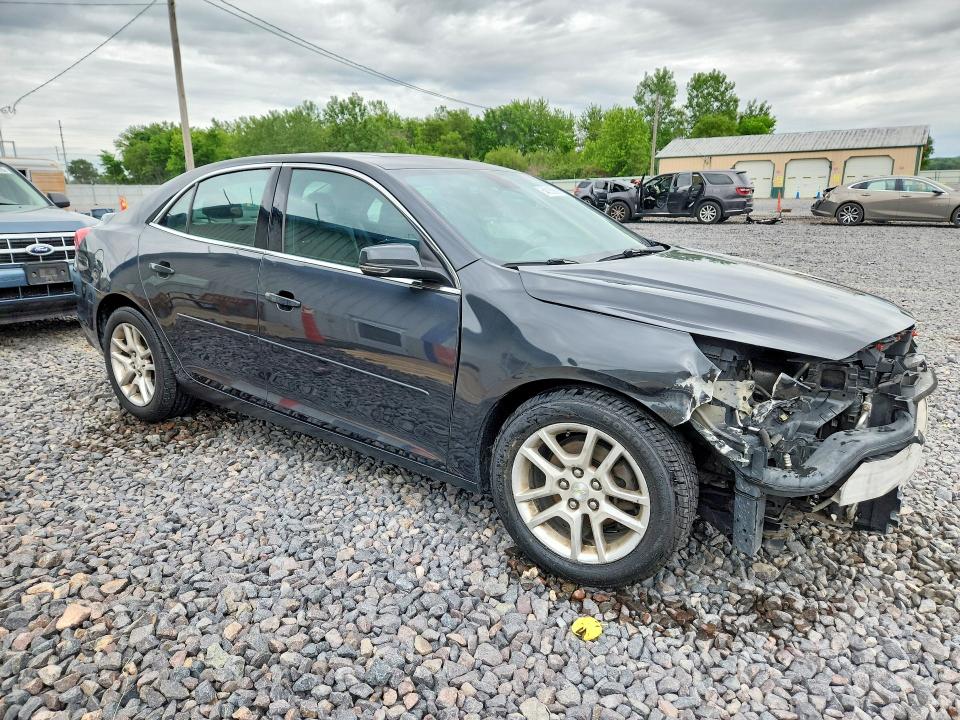 Photo 4 from auction – 2015 CHEVROLET MALIBU with VIN 1G11C5SL1FF208578