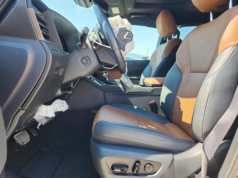 Photo 7 from auction – 2024 LEXUS GX 550 with VIN JTJTBCDX7R5023689