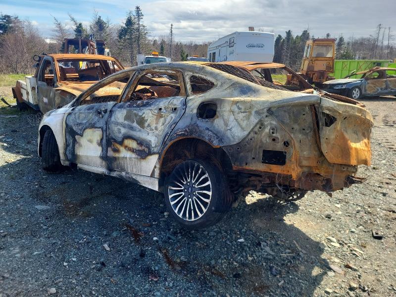 Photo 2 from auction – 2017 FORD FUSION with VIN 3FA6P0T90HR352237