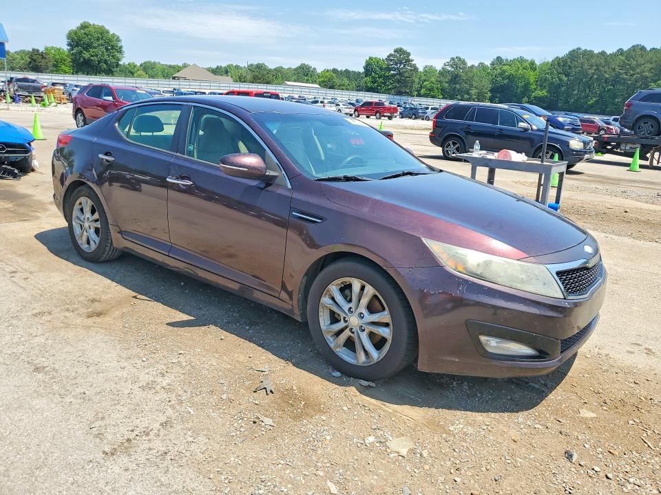 Photo 4 from auction – 2013 KIA OPTIMA with VIN 5XXGM4A78DG213255
