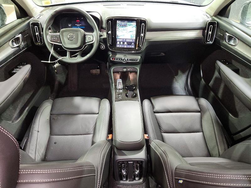 Photo 8 from auction – 2026 VOLVO XC40 with VIN YV4L12UCXT2788107