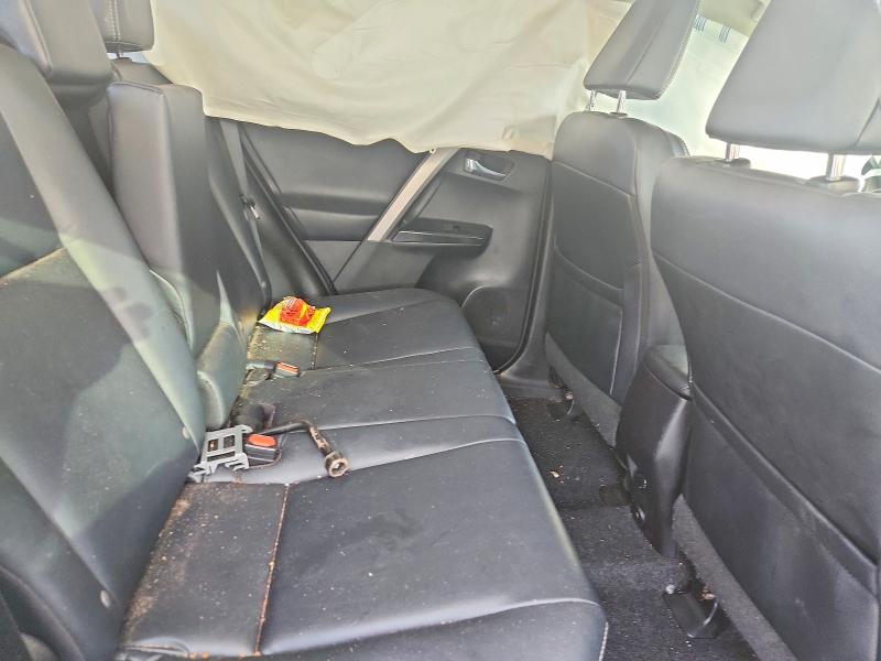 Photo 11 from auction – 2017 TOYOTA RAV4 with VIN 2T3YFREV1HW324012