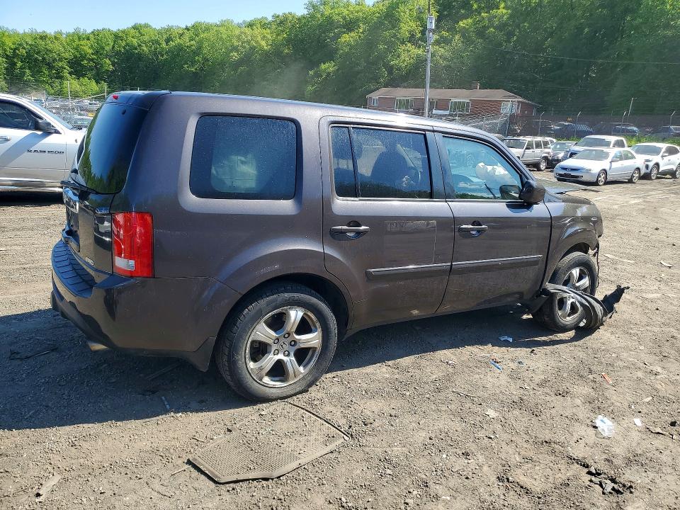 Photo 3 from auction – 2015 HONDA PILOT with VIN 5FNYF4H40FB042548