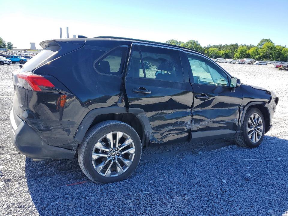 Photo 3 from auction – 2021 TOYOTA RAV4 with VIN 2T3C1RFV2MC148347
