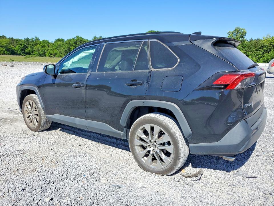 Photo 2 from auction – 2021 TOYOTA RAV4 with VIN 2T3C1RFV2MC148347