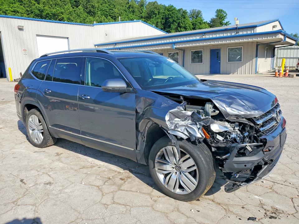 Photo 4 from auction – 2018 VOLKSWAGEN ATLAS with VIN 1V2NR2CA1JC559700