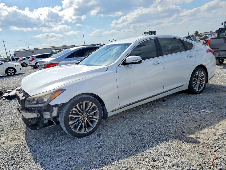 HYUNDAI GENESIS 2016 with VIN KMHGN4JE9GU121271 - Photo from auction
