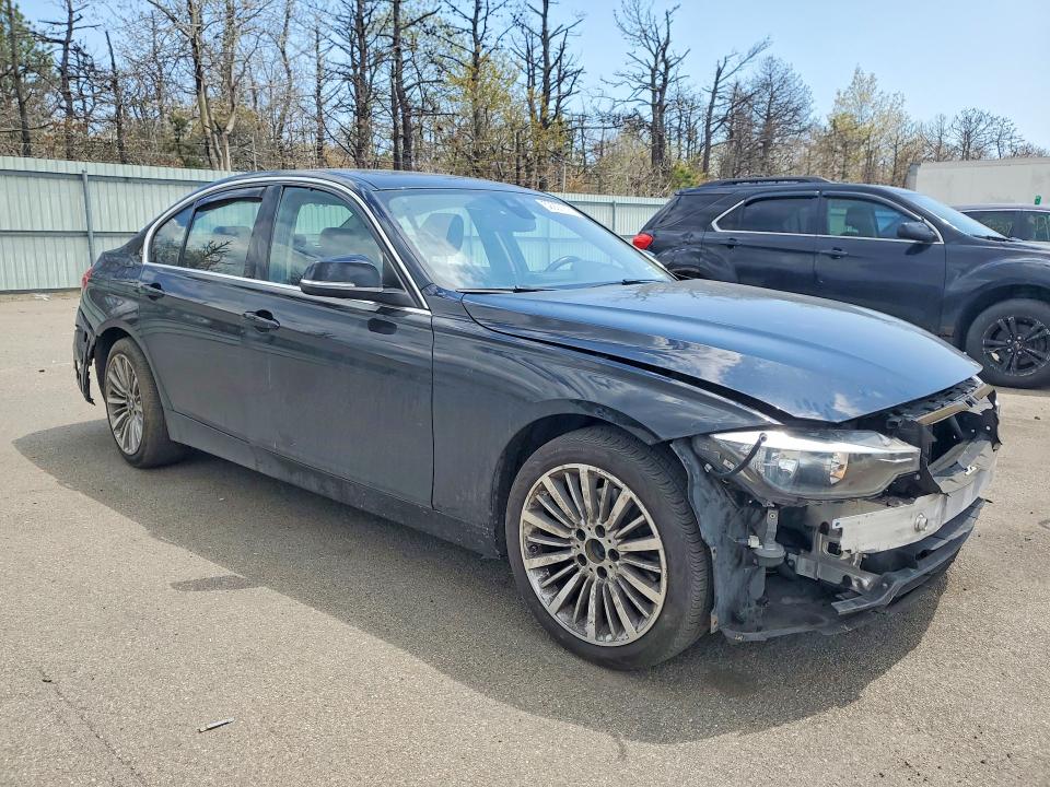 Zdjęcie 4 z aukcji – 2015 BMW 328 z VIN WBA3B5G55FNS19860