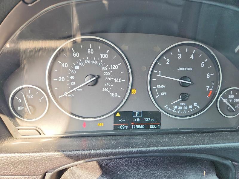 Photo 9 from auction – 2014 BMW 320 with VIN WBA3C3C53EF984582