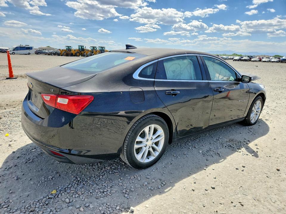 Photo 3 from auction – 2016 CHEVROLET MALIBU with VIN 1G1ZE5ST9GF278957